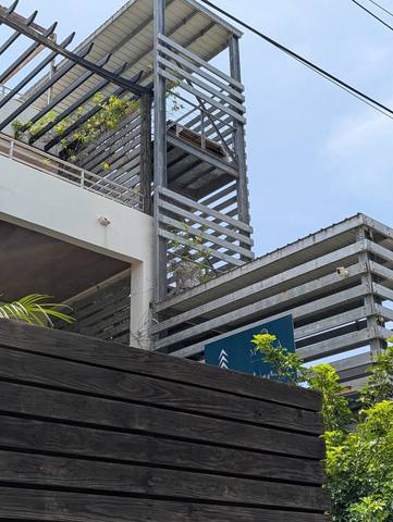 Muna Rooftop Restaurant & Bar — our photo
